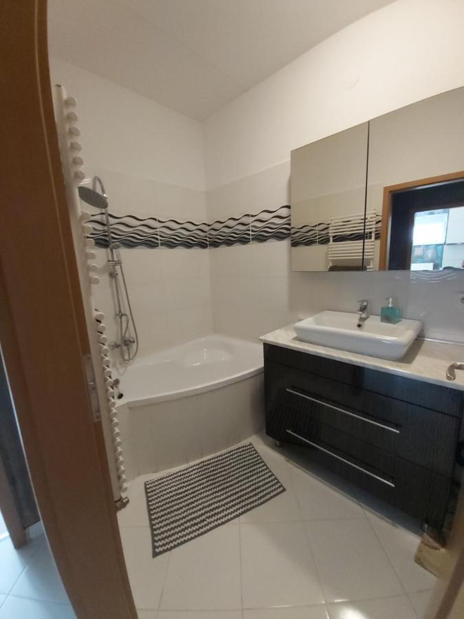 Magnum Apartman Pécs Exterior photo